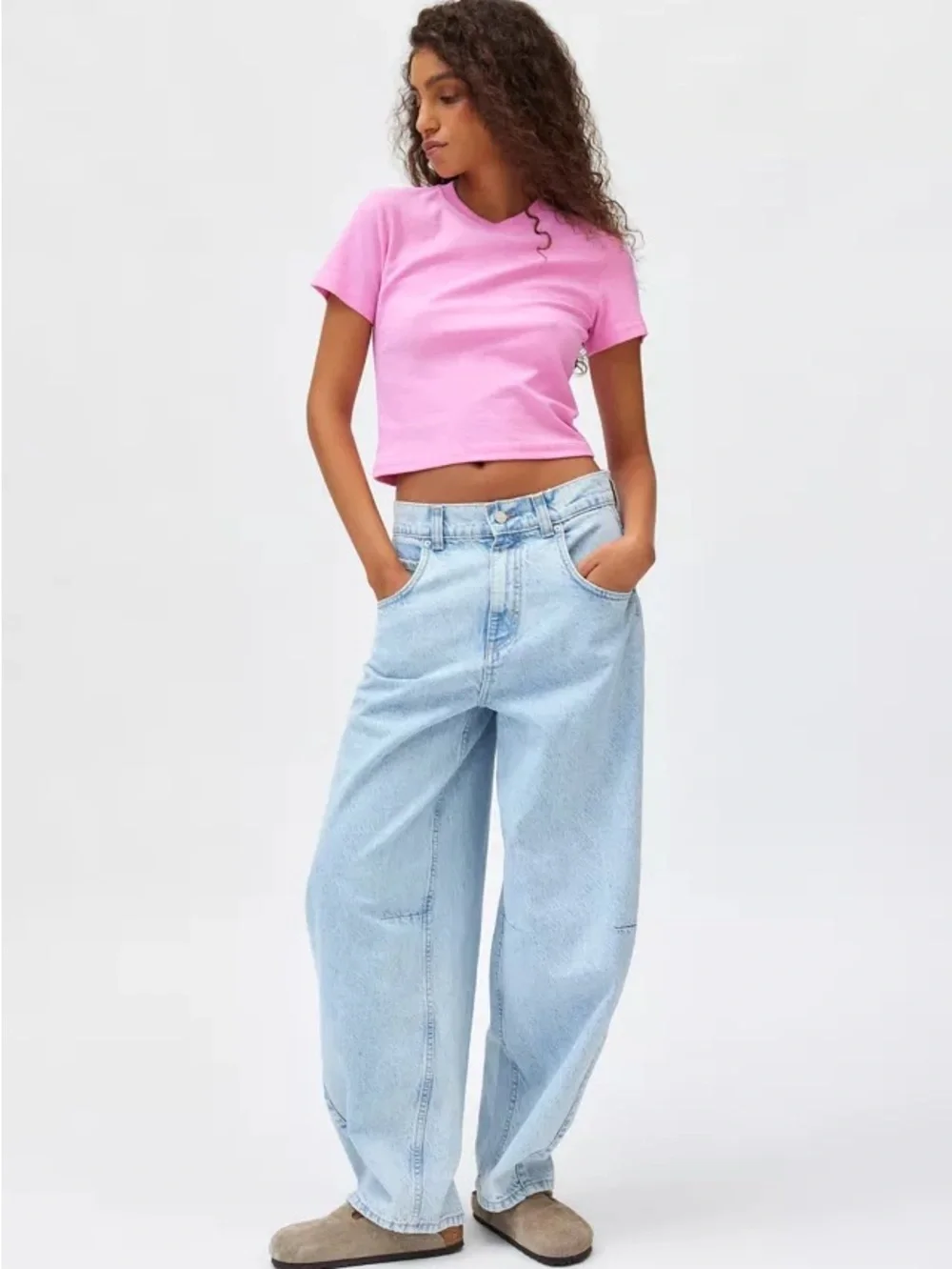 Urban Outfitters BDG Rih Extreme Barrel Mid-Rise Jean y2k chic tiktok trendy fyp - Picture 2 of 8